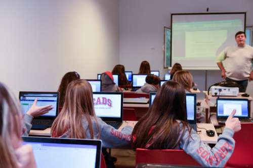 Sobre los elogios y los castigos en el aprendizaje